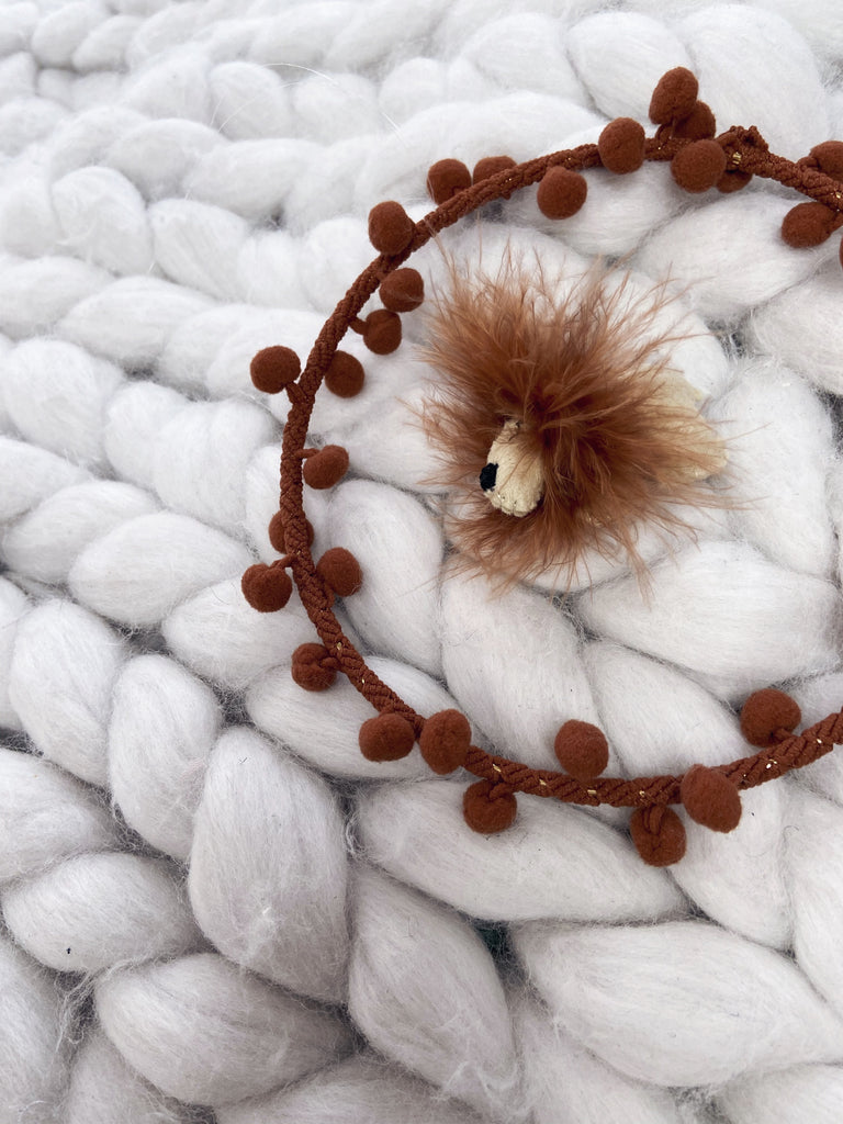 lion mobile, handmade nursery decor, baby gift, safari mobile, safari baby decor, unique nursery accessories, nursery lion wall hanging